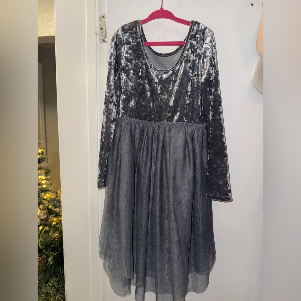 Elegant Gray Velvet Kids Dress